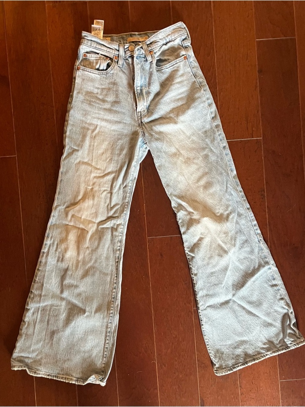 Light Wash Women's Wide Leg Jeans - Classic High-Rise Style